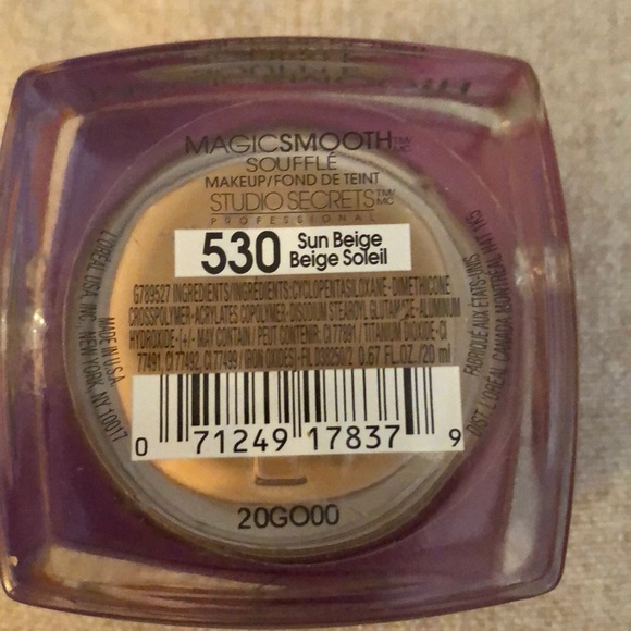 L’Oreal Magic Smooth Souffle Foundation - Picture 2 of 3